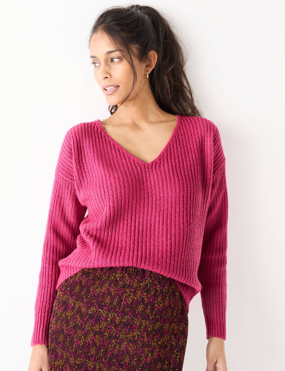 Pull loose col V, maille anglaise toucher doux (framboise) Pull loose col V, maille anglaise toucher doux (framboise)